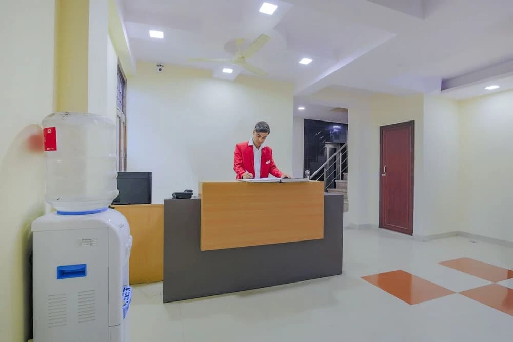 OYO Flagship 36485 Smg Heritage Nehru Enclave - photo 14