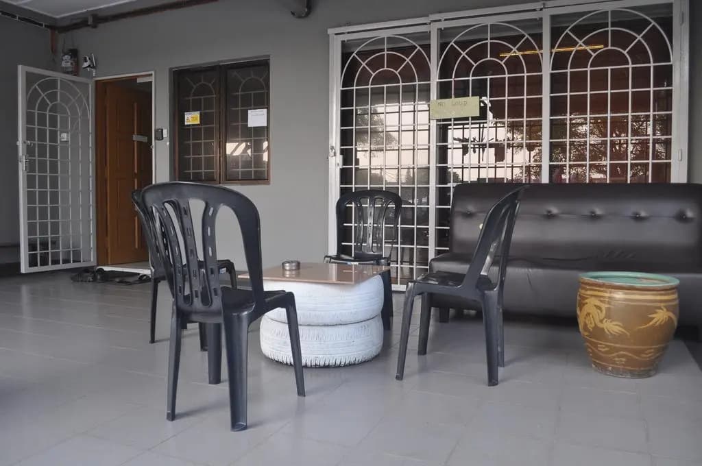Home Guesthouse - photo 11