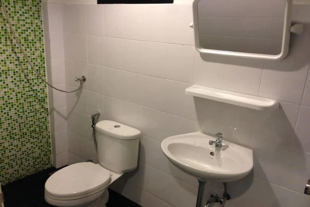 Samui Backpacker Hotel - photo 8