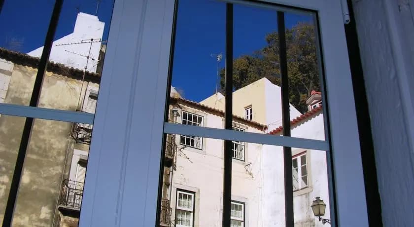Charming Alfama Apartment - photo 8