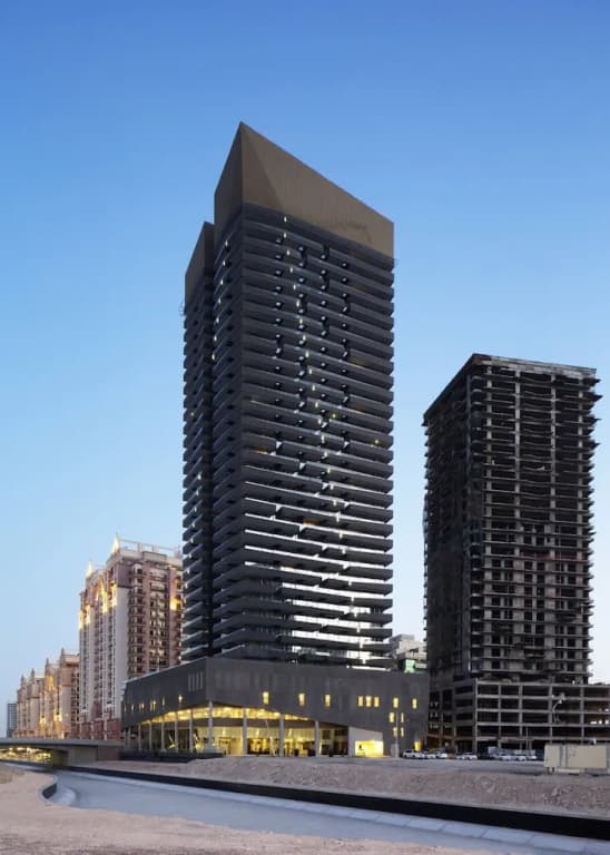 Studio Apartment in The Matrix Tower - photo 17