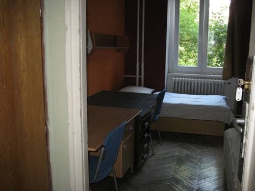 City Hostel Flora - photo 10