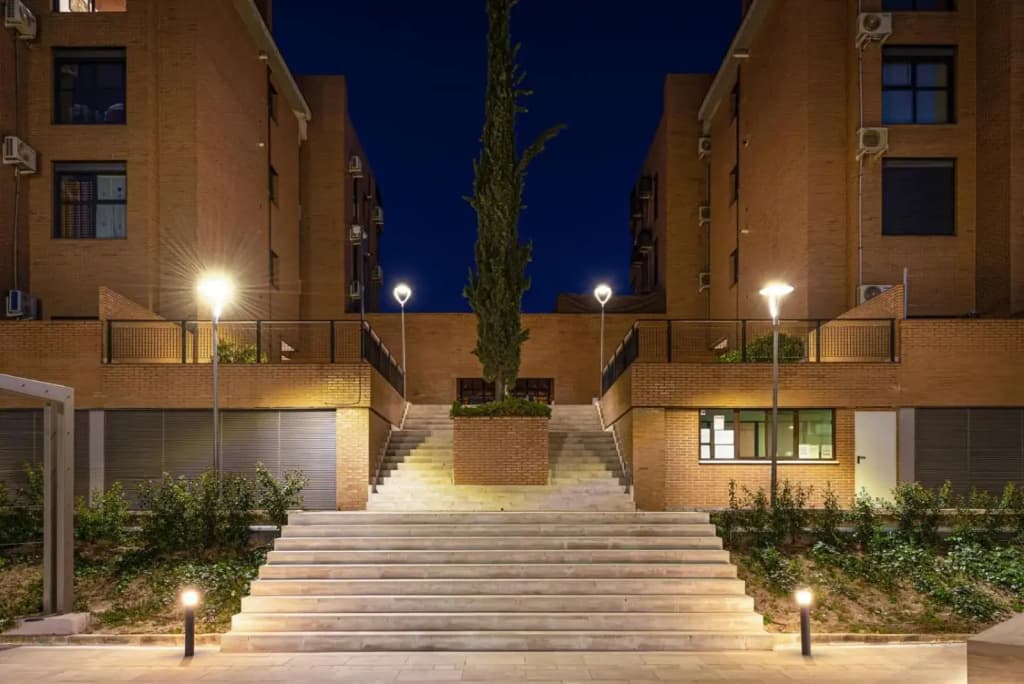 Premium Accomodation in La Rosaleda - Madrid - photo 1