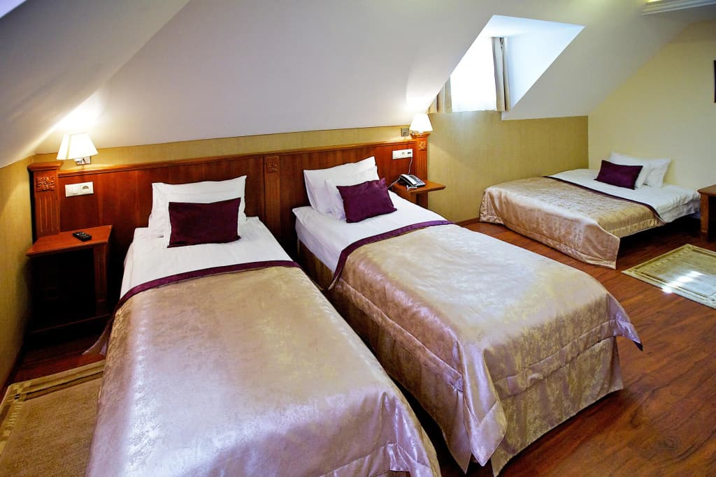 Gold Hotel Budapest - photo 27