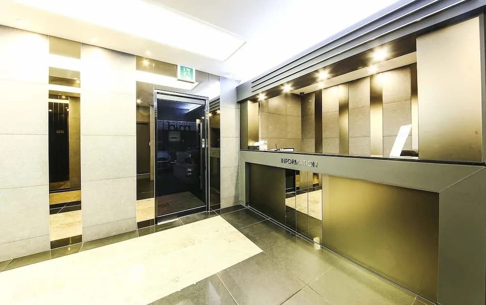 Hotel Manhattan - photo 13