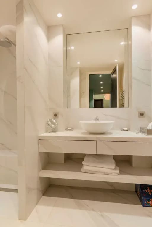 Paris Wagram Design Residence - photo 9
