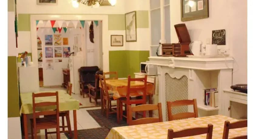 Ginkgo Hostel - photo 7