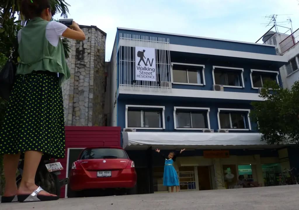 Walking Street Residence - photo 13