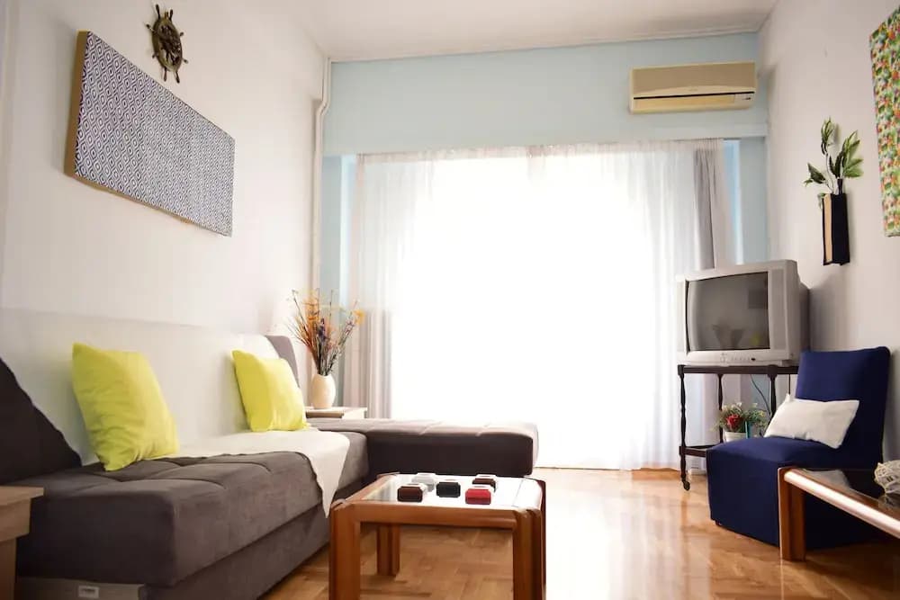 Apartment 6 min from City Center & Acropolis - photo 3