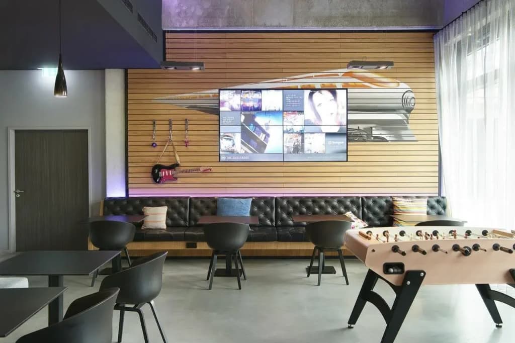 Moxy Berlin Ostbahnhof - photo 15