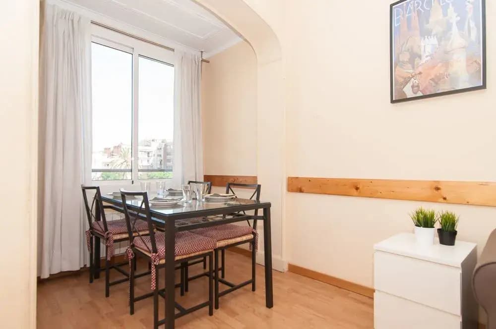 Bbarcelona Central Eixample Flats - photo 2