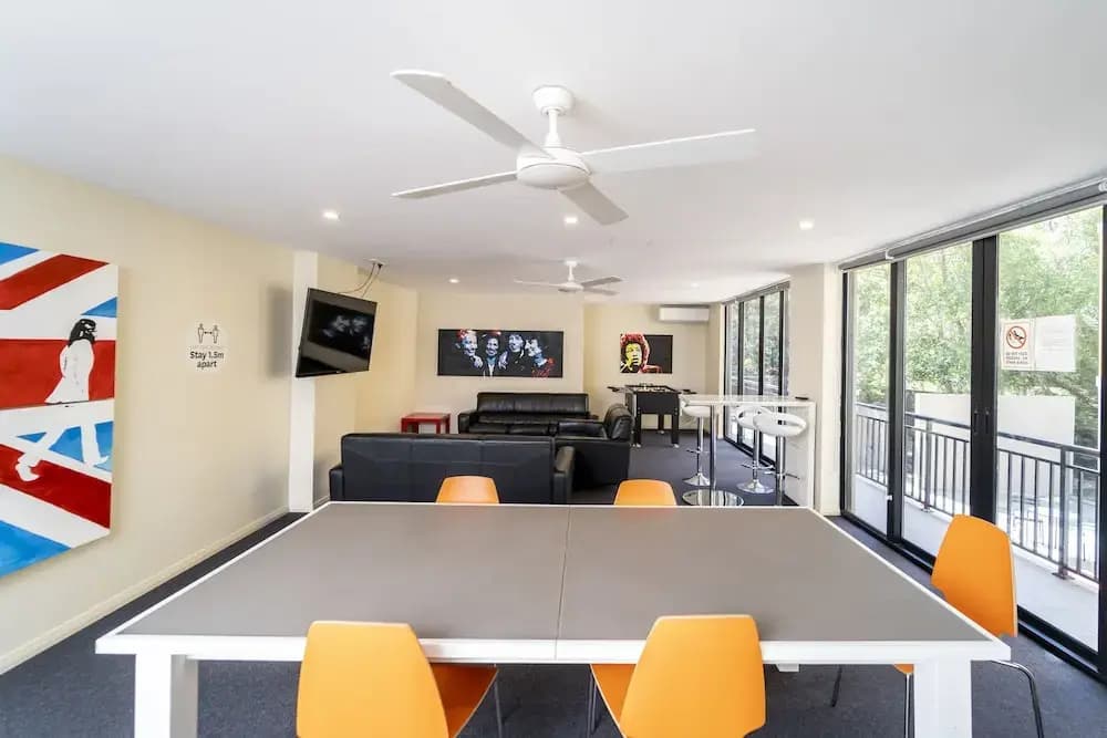 Dayman Apartments - photo 13