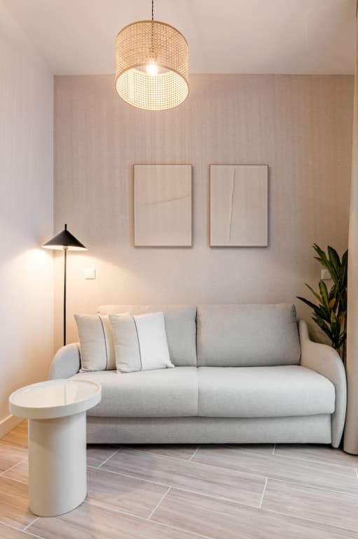The Madrid Studios by Charming - photo 27