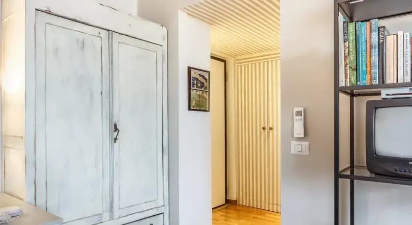 Studio Flat in Ripamonti - photo 4