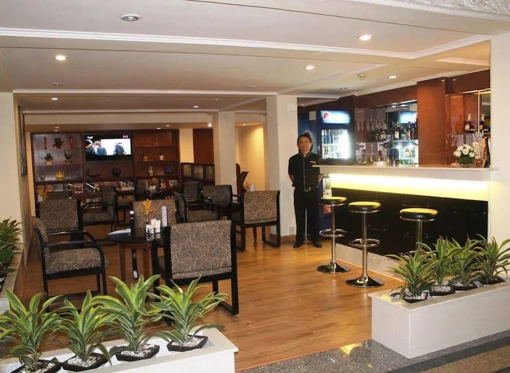 Royal Saigon - photo 18