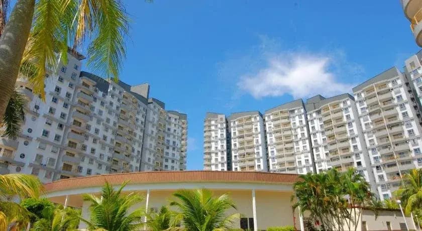 OYO Home 90374 Maya Apartment Bay View Villas - photo 1