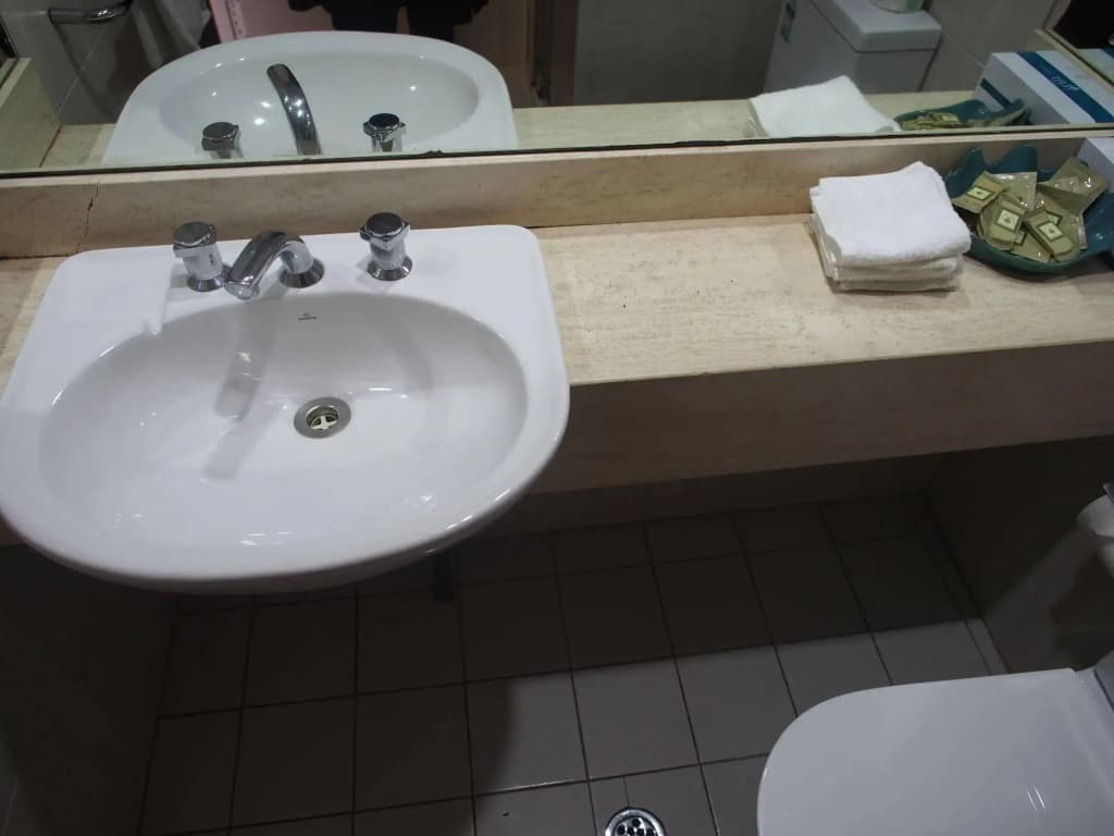 Killara Hotel & Suites - photo 10