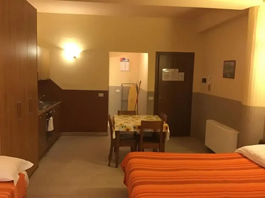 "4 pax Studio, Month to Month Lease, Utility Costs Included" - photo 2