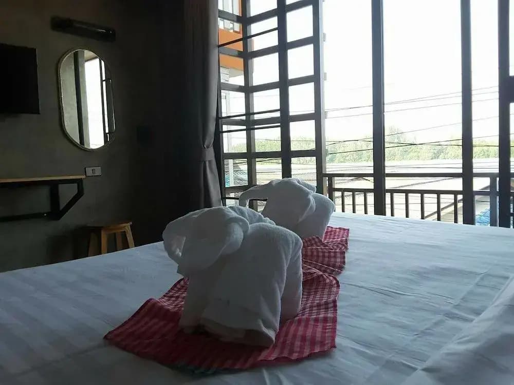 Lanta Chaolay Hostel - photo 20