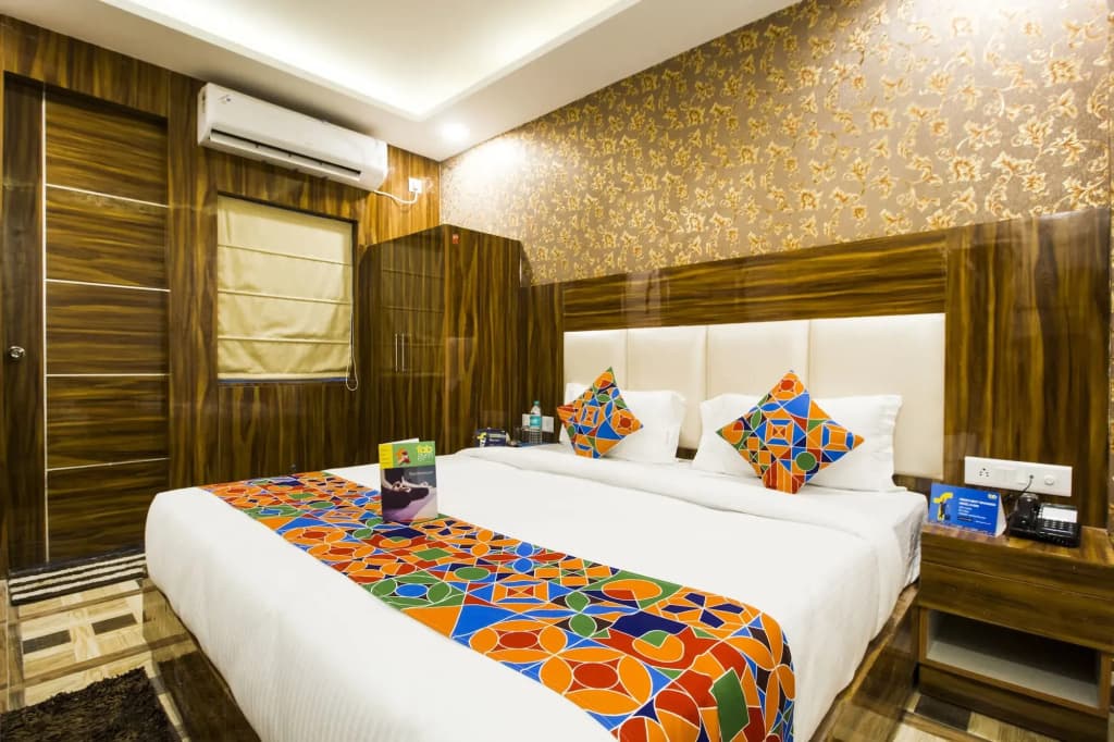 FabHotel Olivia Suite - photo 4