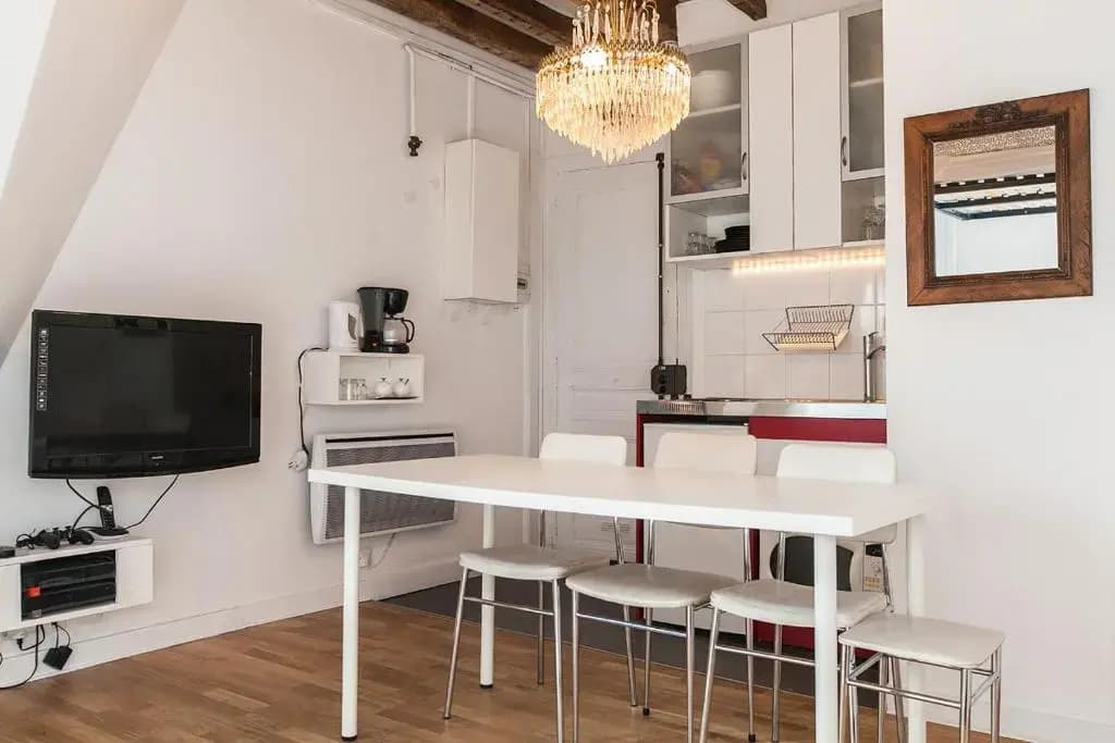 Charming 30m² border of MONTMARTRE - photo 11