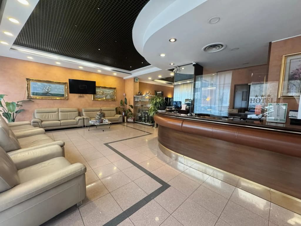 Hotel Valganna - photo 12