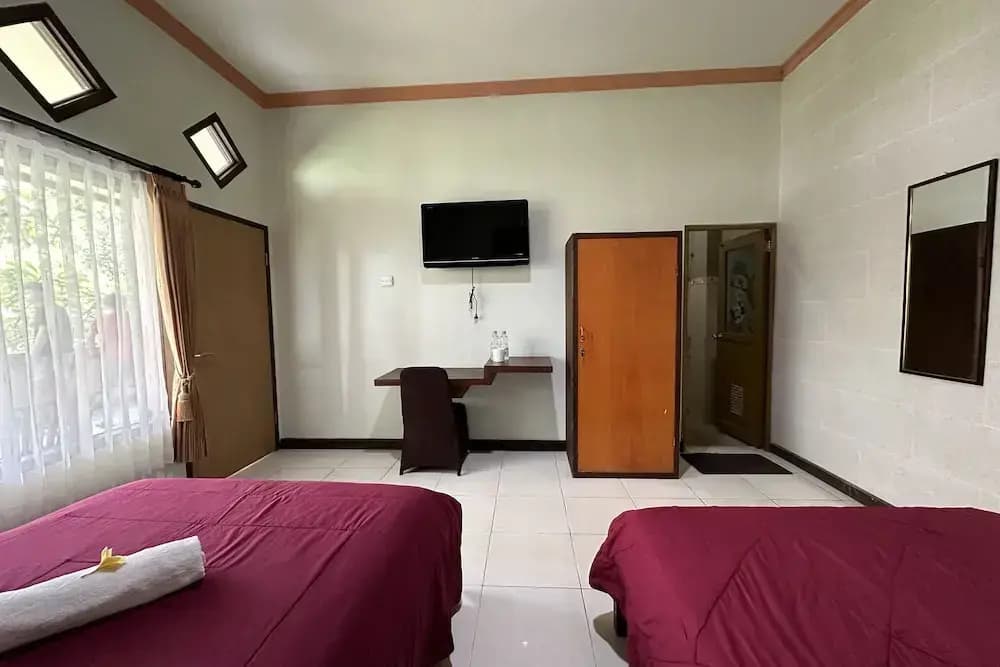 Taxa Raya Guest House - photo 12