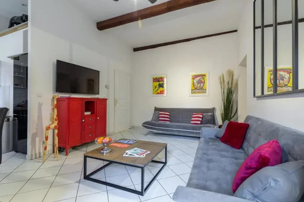 Ste Reparate F4 Moderne, Design, Place Rossetti, Heart Old Town - photo 11
