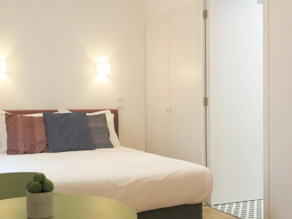 Chiado modern apt with ac elevator green terrace - photo 2
