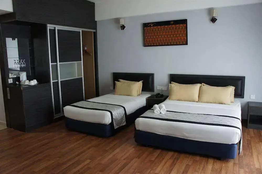 Hotel Abadi Melaka - photo 6