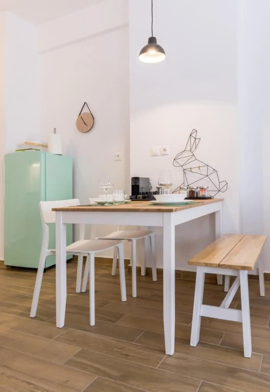 Wide Comfy Studio Apartment Centrally Located In Thissio - photo 18