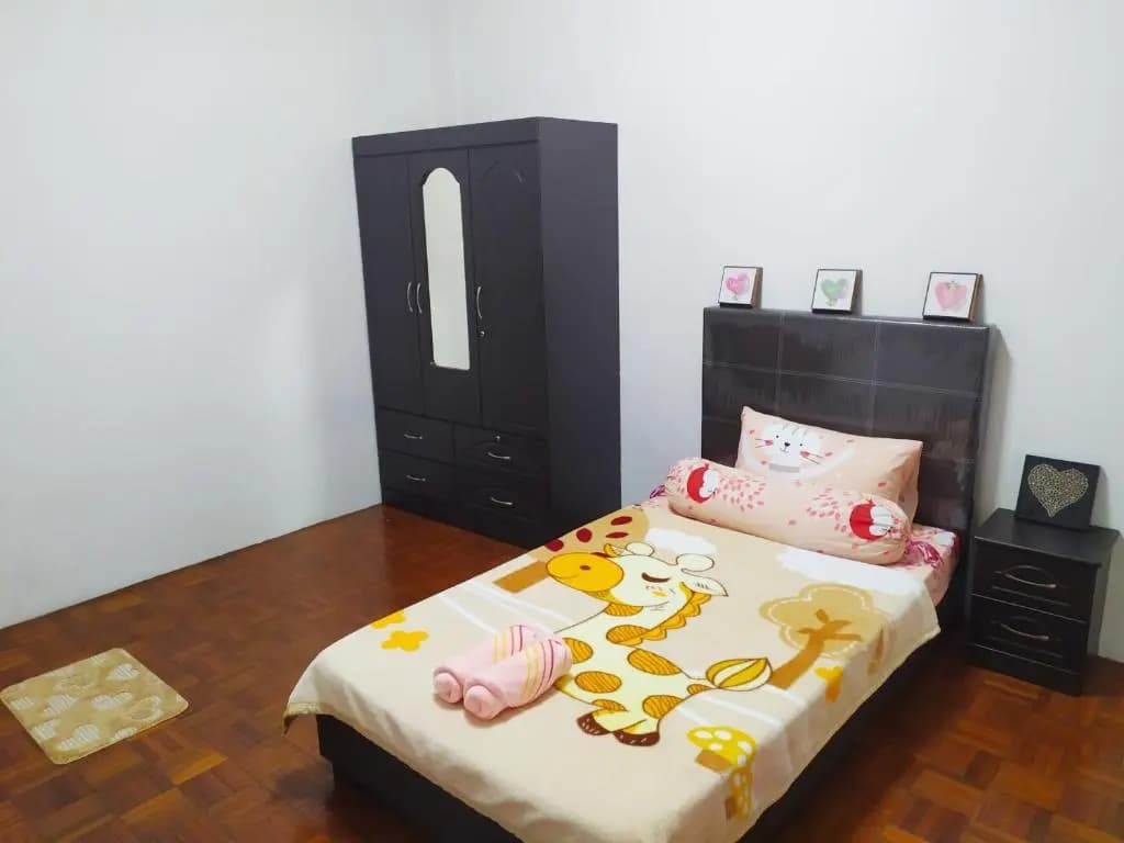 Victoria Homestay Sibu - Next to Shopping Complex, Party Event & Large Car Park Area with Autogate - photo 3