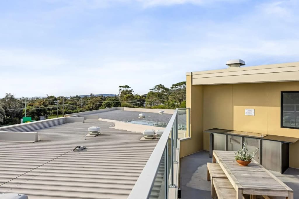 Wattle Beachside Apartment - photo 8