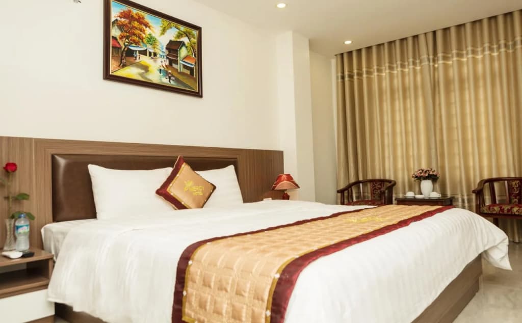 Mercy Hotel - photo 17