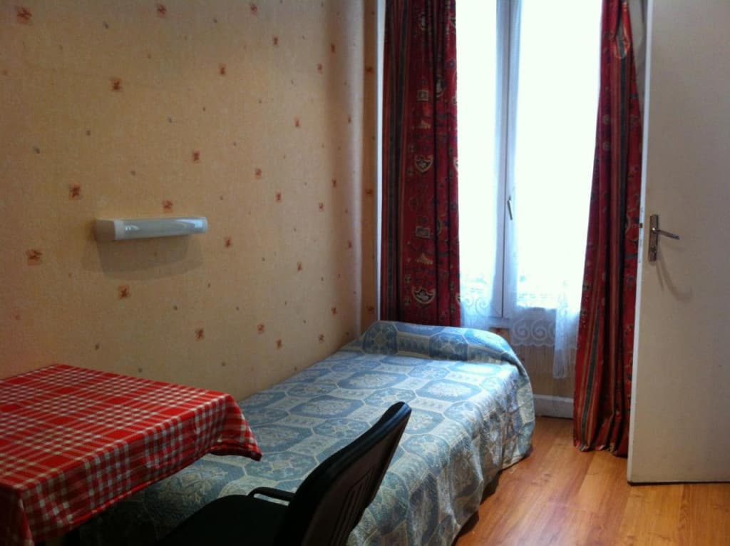 Hotel Des Arts - photo 31