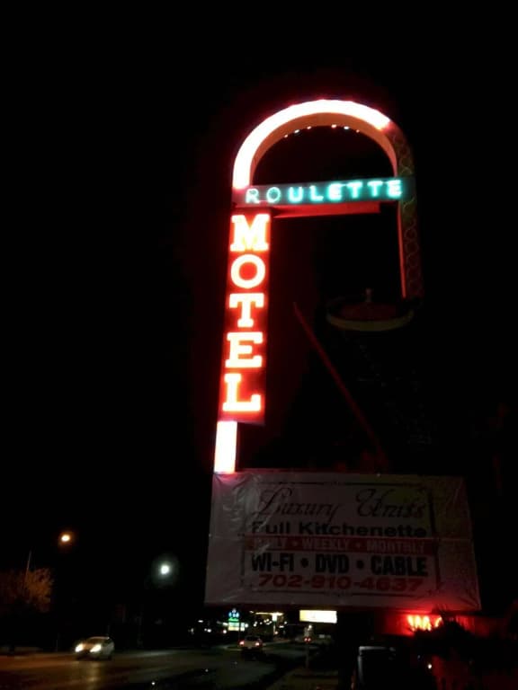 Roulette Motel - photo 30