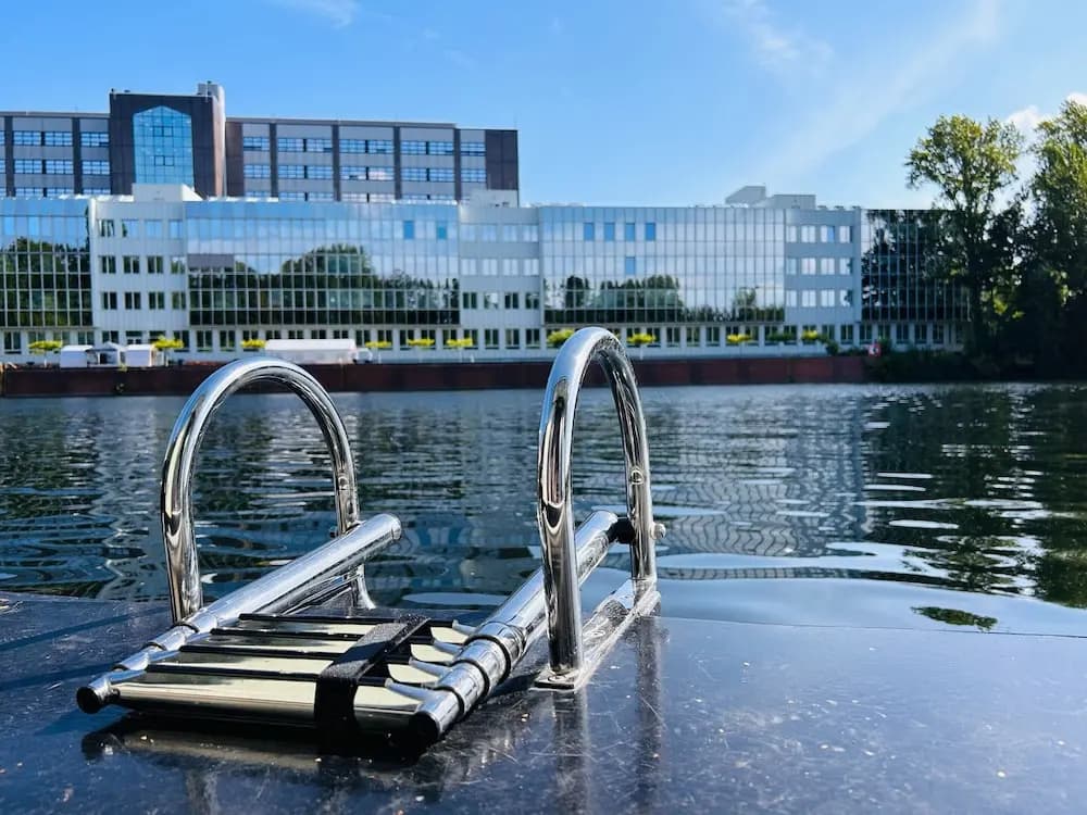 Schwimmendes Ferienhaus in Berlin - photo 13