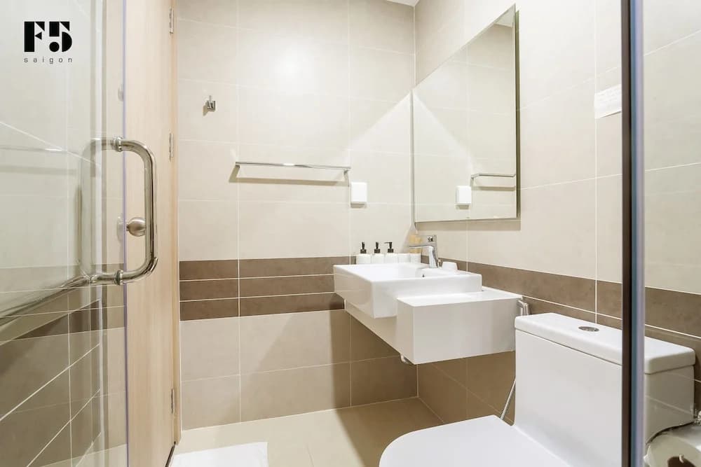 F5 Saigon Luxury Studio - photo 8