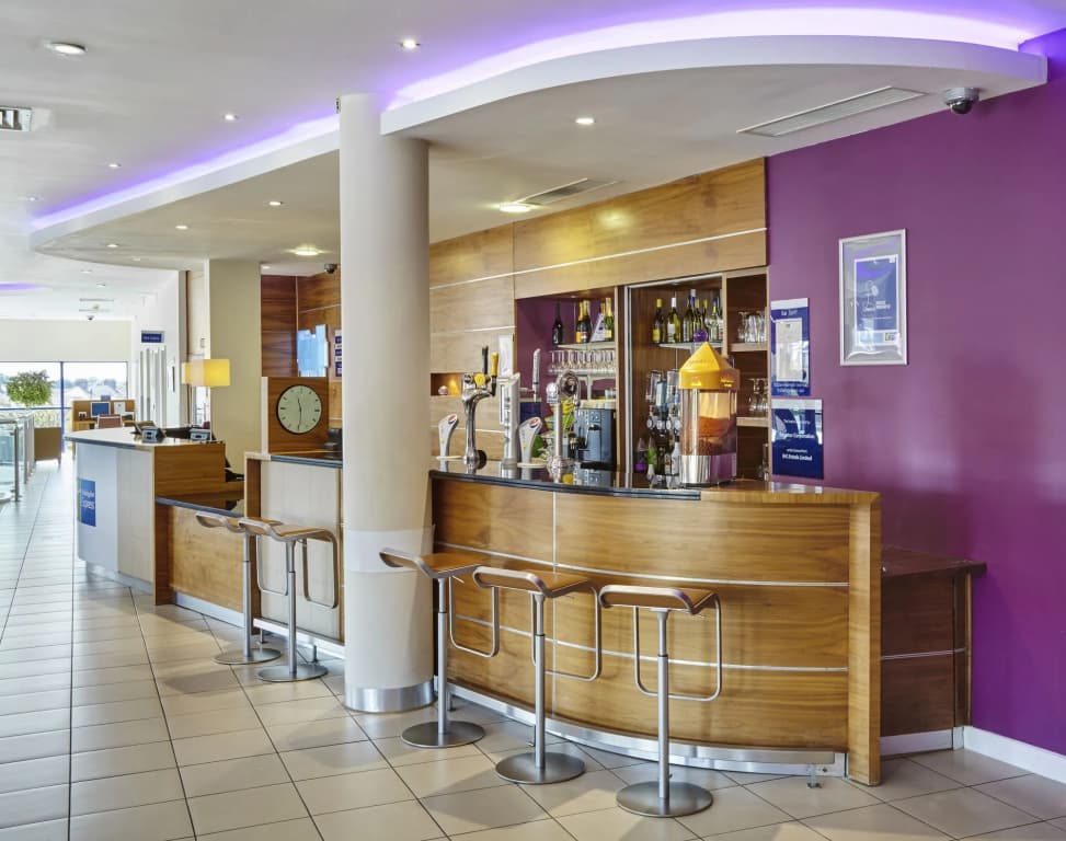 Premier Inn London Ilford - Newbury Park - photo 2