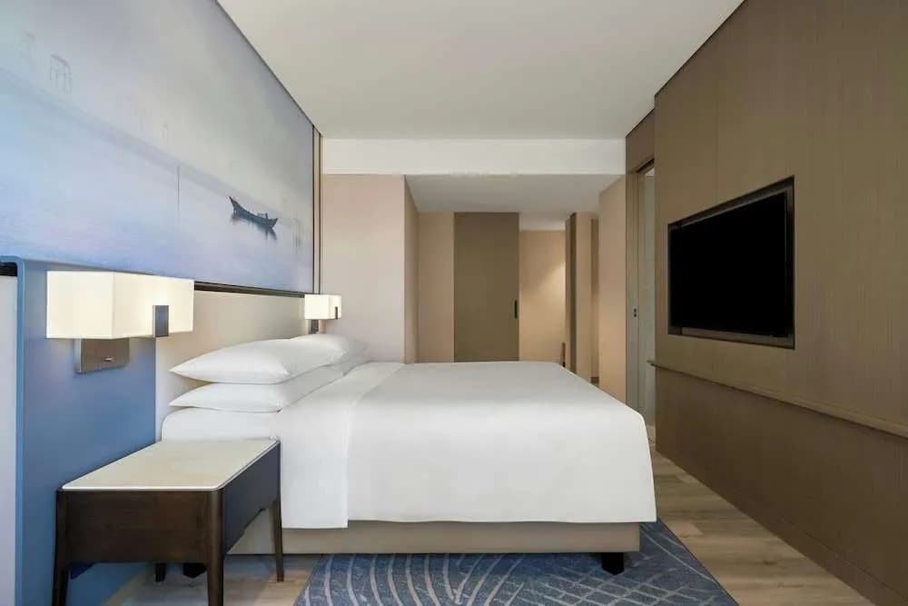 Courtyard by Marriott Danang Han River - photo 6
