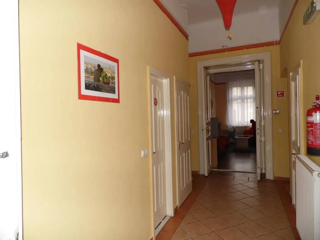 West Side Hostel - photo 19