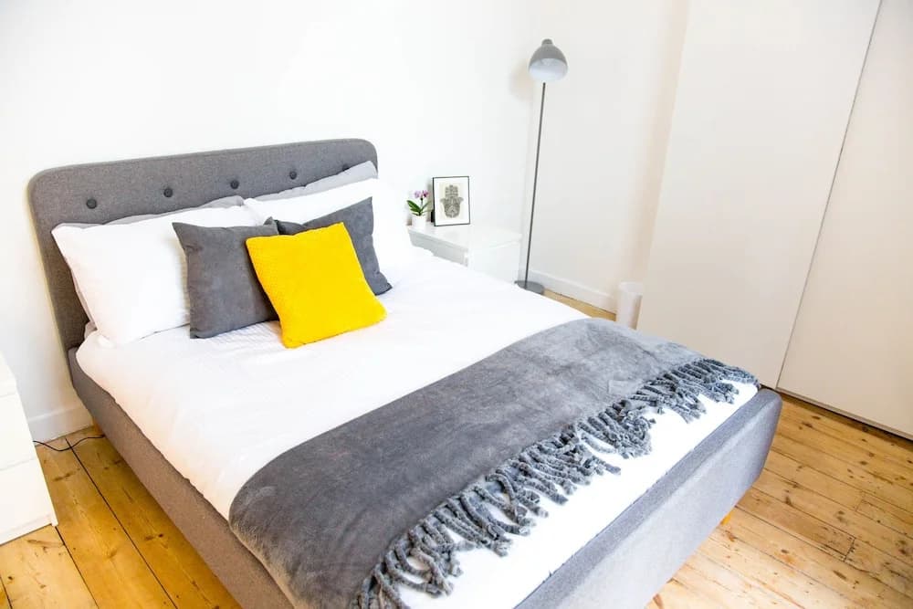 Spacious Two Bed in Hackney - main photo