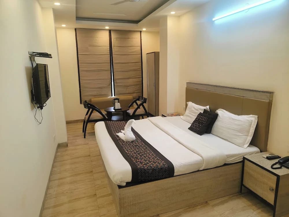 Hotel Grace at Karol Bagh - photo 5