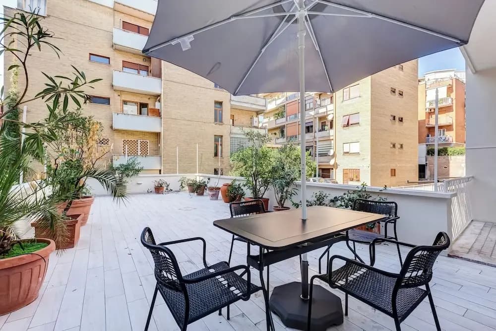 Gianicolo Apartment with Terrace - photo 33