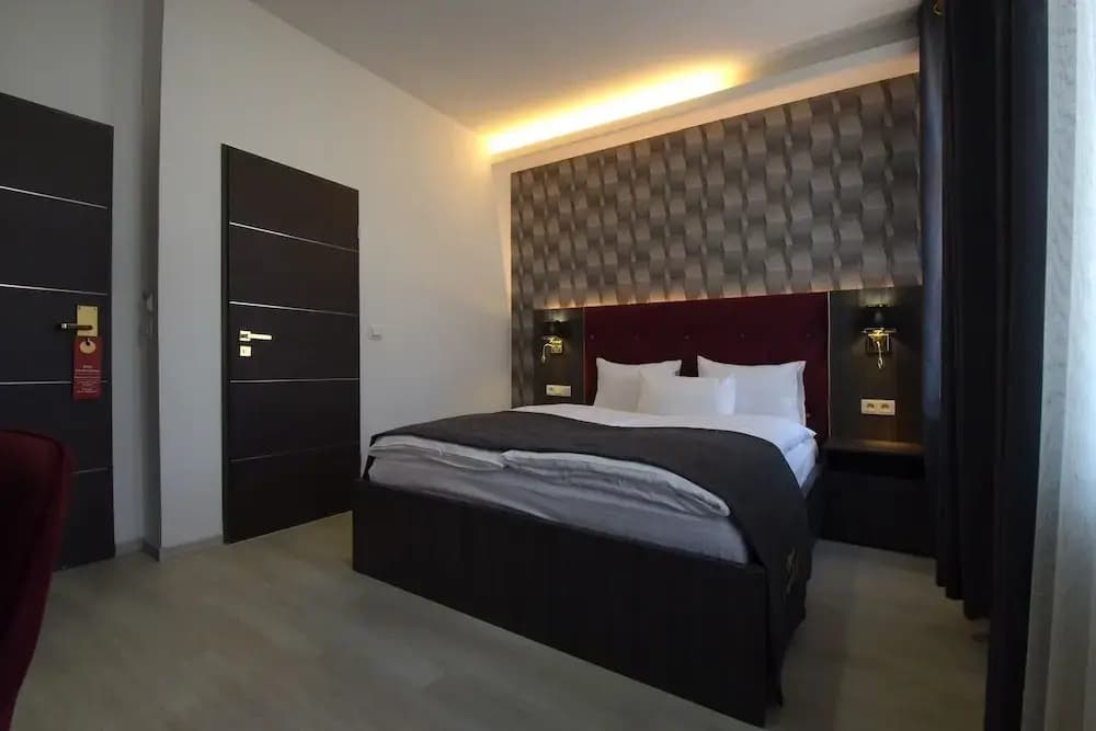 Hotel Grand Inn Berlin Weißensee - photo 2