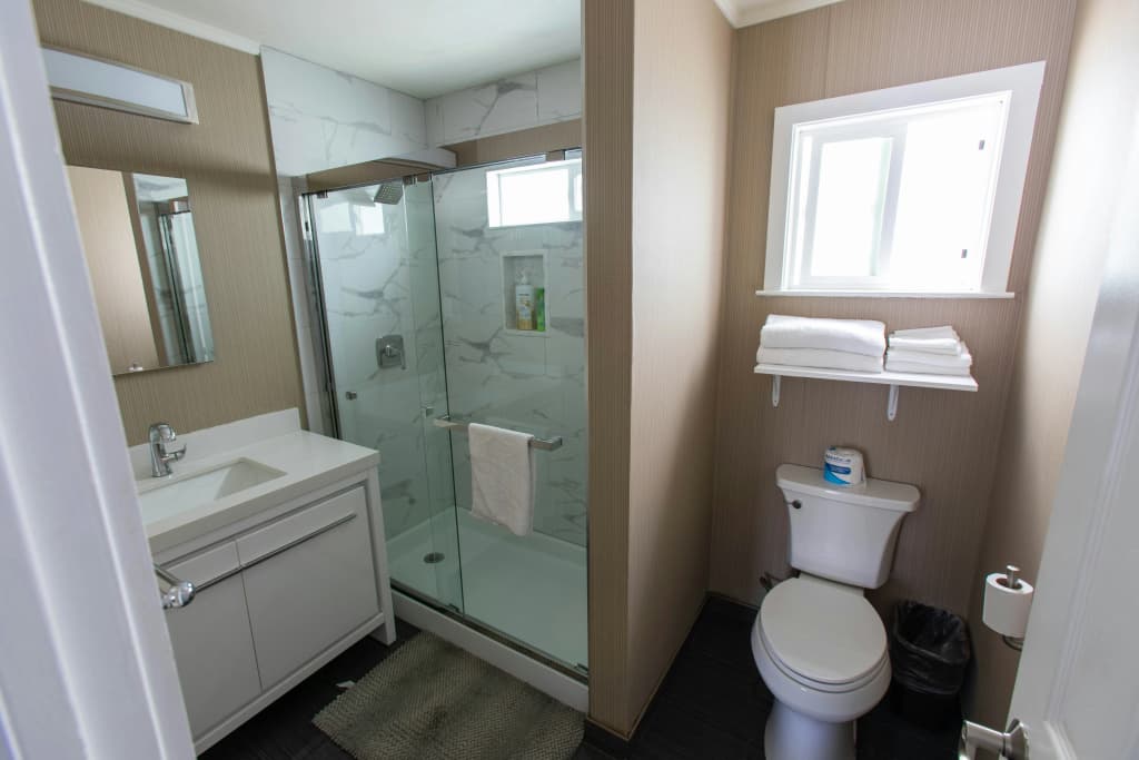 Pacific Heights Inn - photo 24