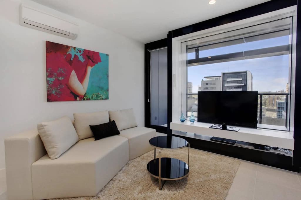 Corporate Keys- Lilli Apartments - photo 2