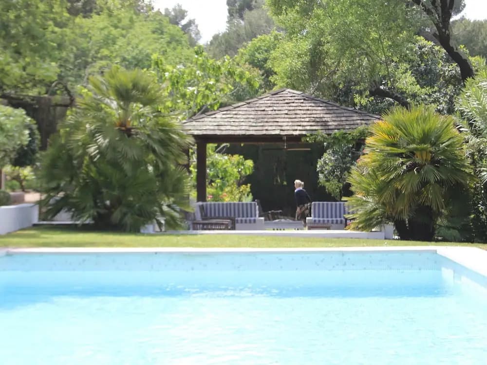 Ritzy Villa With a View of Alps and Heated Pool in Nic - photo 11