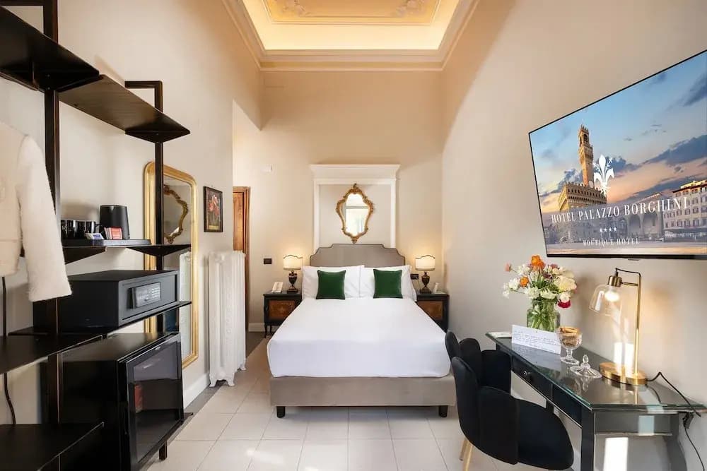 Hotel Palazzo Borghini - photo 18
