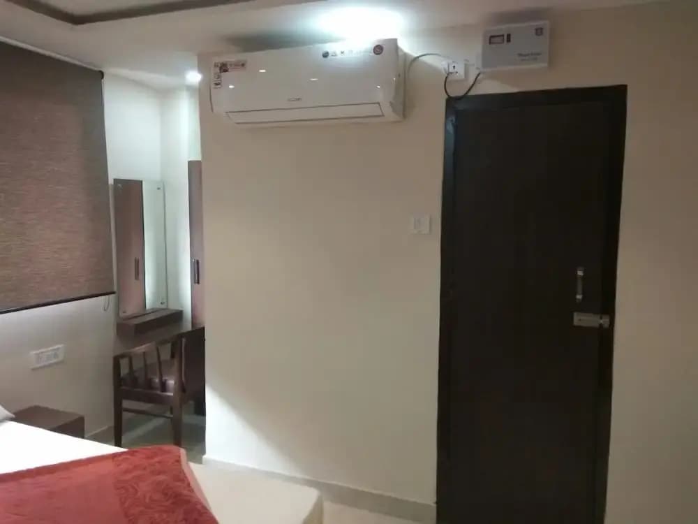 Hotel Ashiana - photo 4